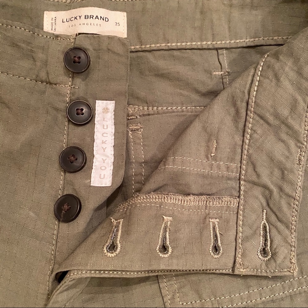 Lucky Brand 5” olive shorts